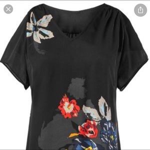 Cabi Fiore Top, size Large 💗 item 5020 💗